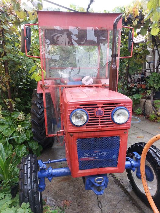Vând tractor! UTB445