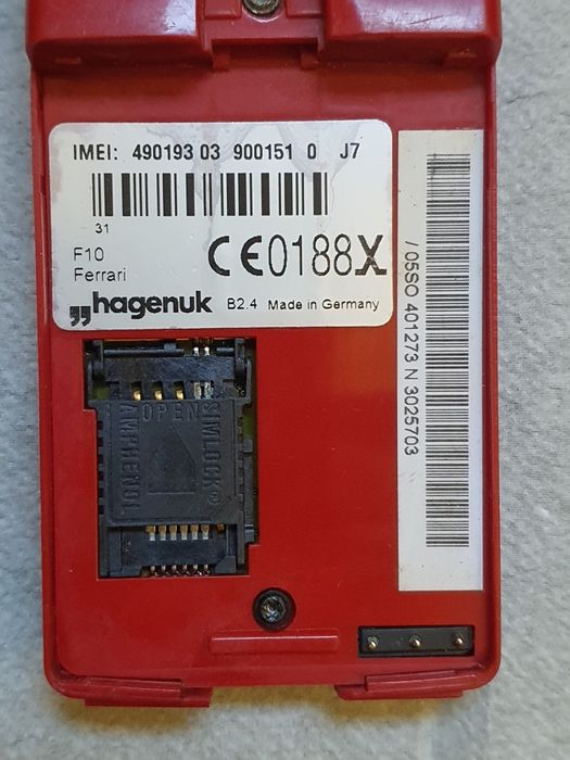 Hagenuk Ferrari, telefon 2g al anilor '90, editie limitata, baterie ok