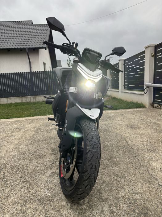 Motocicletă Cfmoto 450nk 2024