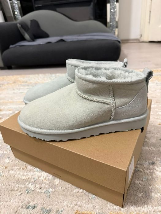 Ugg clasic ultra mini