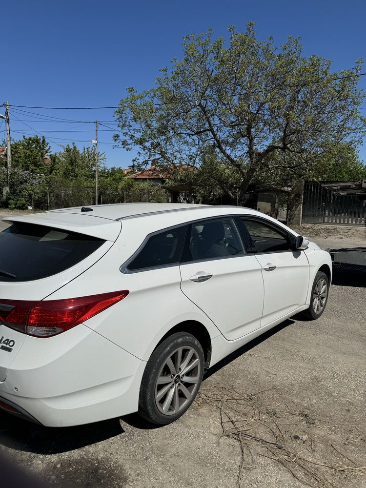 Hunday I40 2015г 1,7 136к.с на части