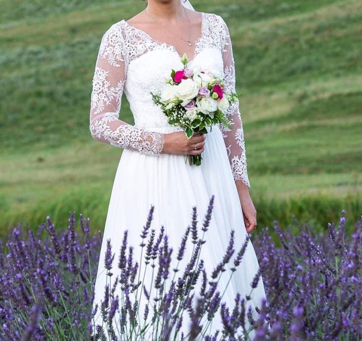 Vand rochie de mireasa A line finuta