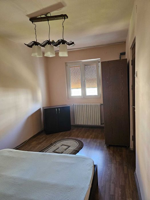 Inchiriez apartament 2 camere Craiovita Noua