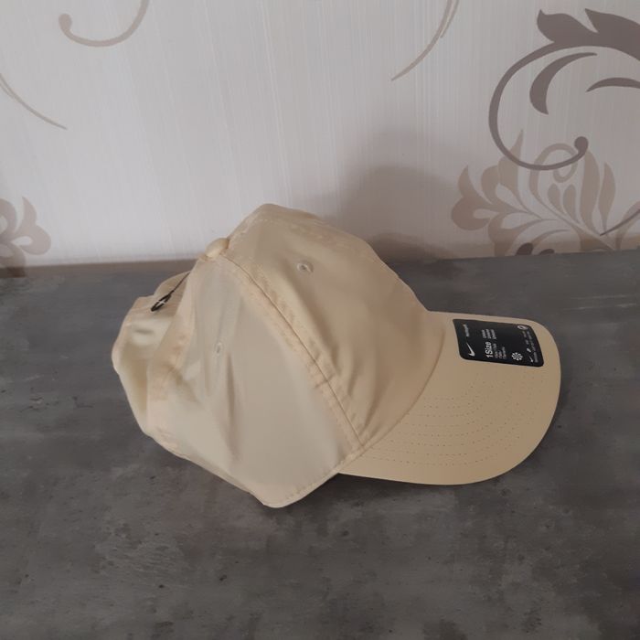 Vand șapca marca Nike