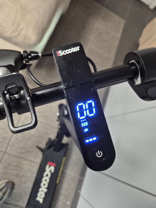 Trotineta iscooter model i9s