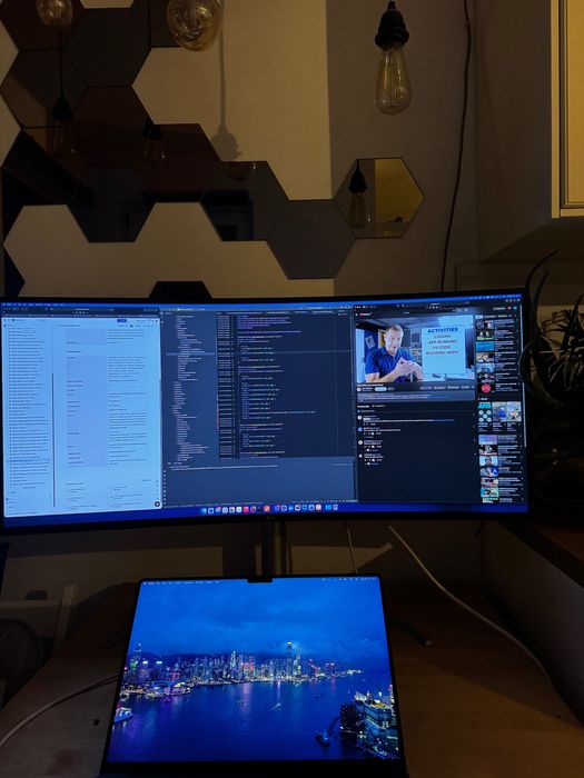 Монитор LG 5K2K, 40", IPS Curved, 72Hz, 21:9