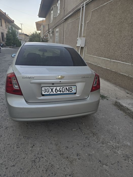 Сдается в аренду автомобиль ласетти