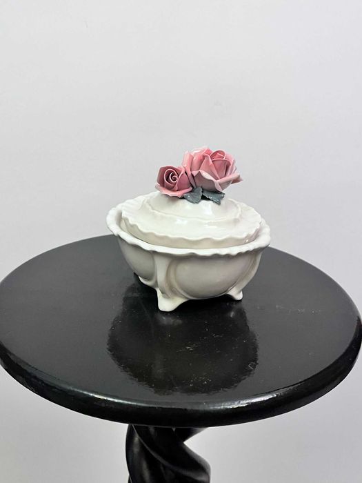 Caseta bomboniera portelan bibelou bibelouri KARL ENS w germania