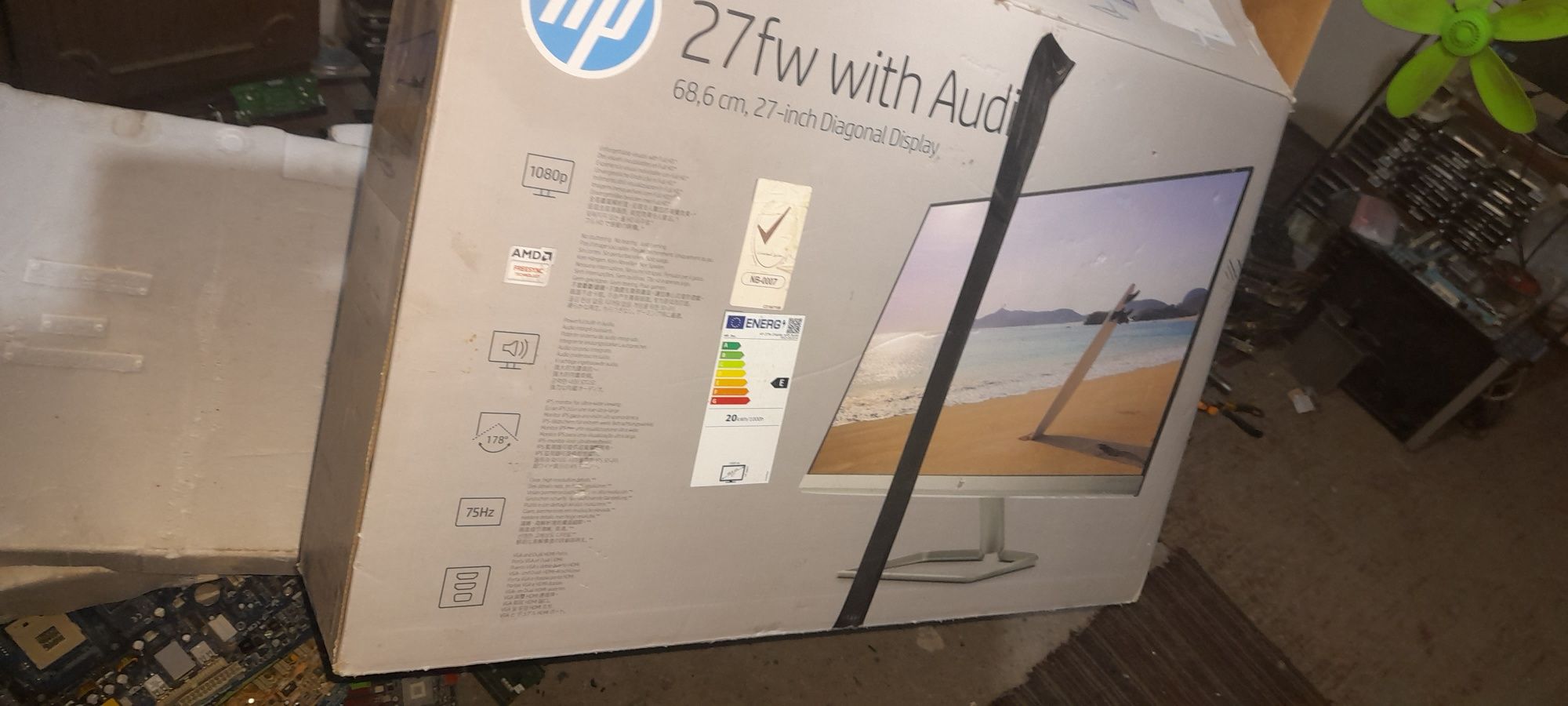 27 tali IPS bez ramka monitorla sotiladi zapchastka