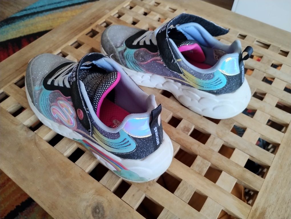 Skechers,Nike Маратонки за момичета