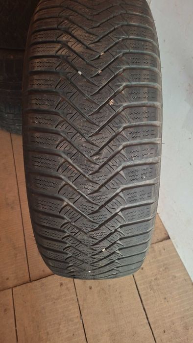 Cauciucuri 215/60 R 17