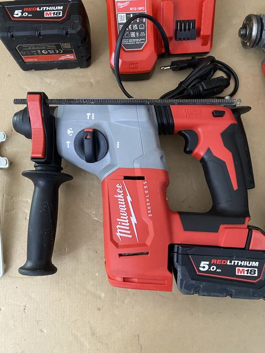 Milwaukee M18 set rotopercutor si polizor unghiular fabricatie 2023