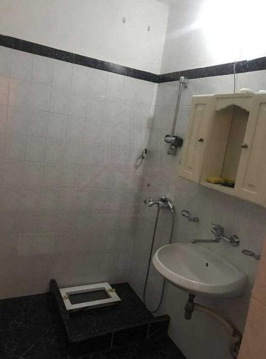 Дава се под наем Двустаен апартамент в Пловдив, Захарна фабрика - 60 кв.м за 275.4 € - Снимка #4