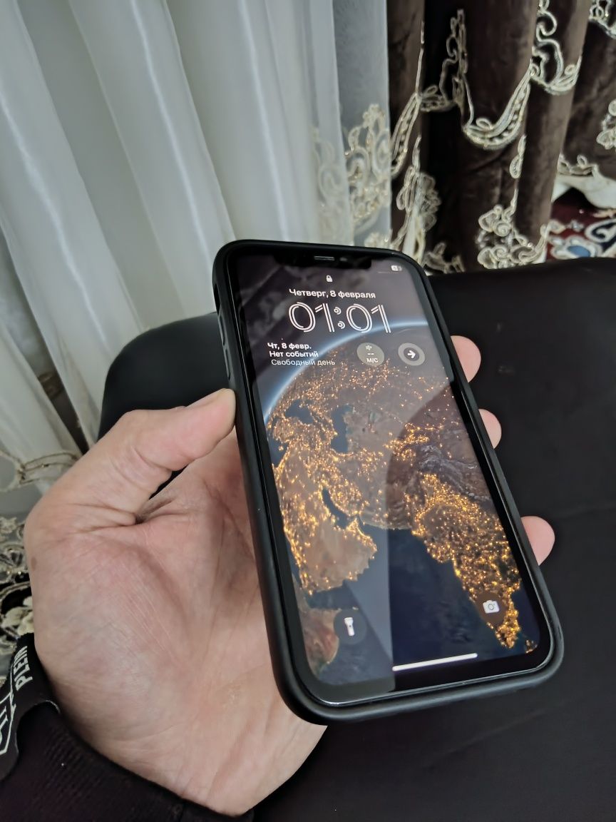 iPhone 11 gb 128 sorchni sotiladi yonks 74
