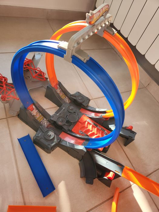 Писти Hot wheels