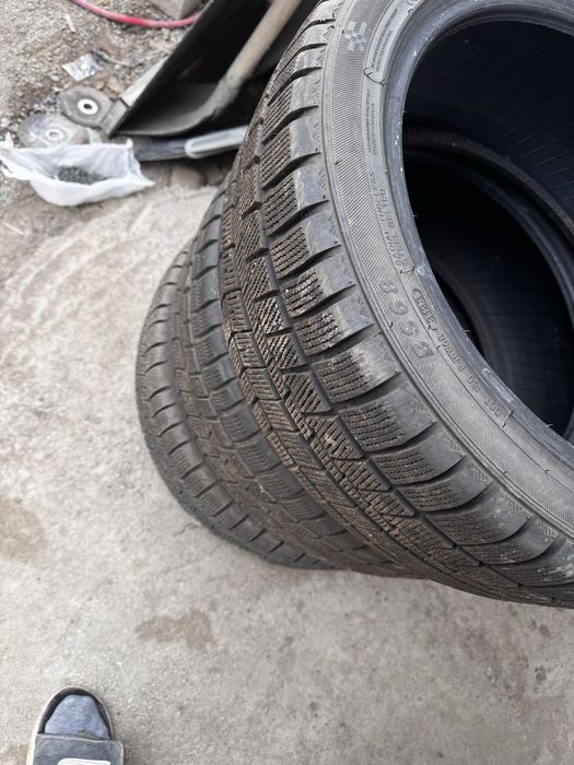 235/45/18 зимный шинь сос