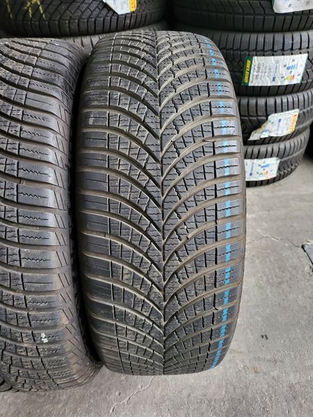 235/60/17 GOODYEAR 4бр