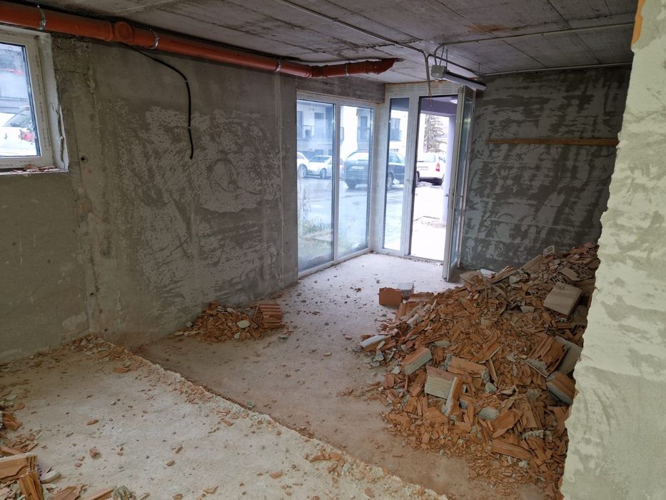 Debarasări moloz curata poduri beciuri coborât de la etaj