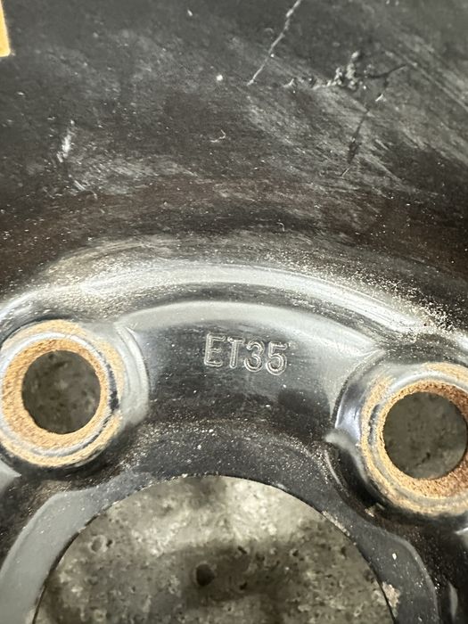 Резервна гума (патерица) 125/80/15