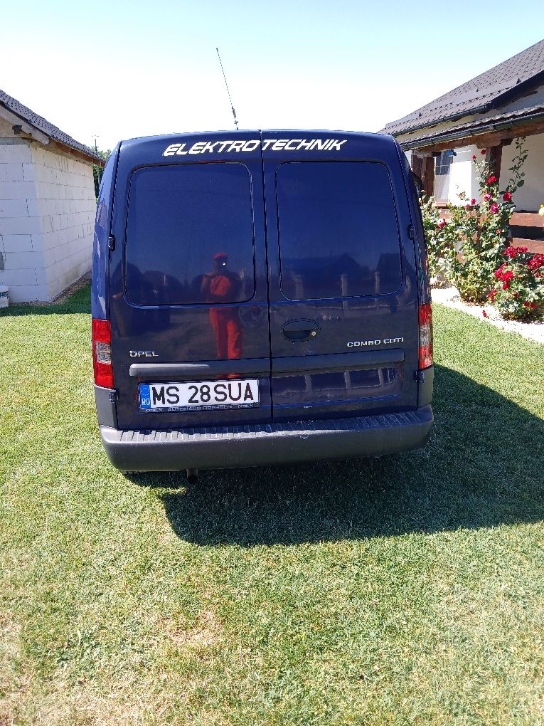 Opel conbo 2008 1.3 cdti