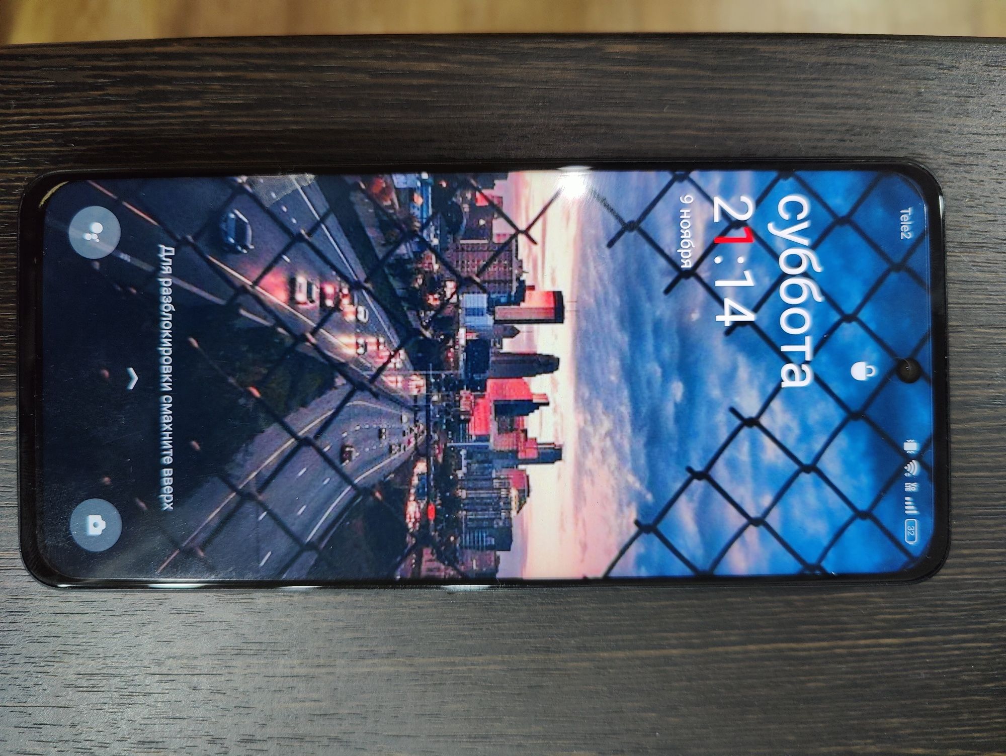 Продам смартфон One plus core 3 CE lite