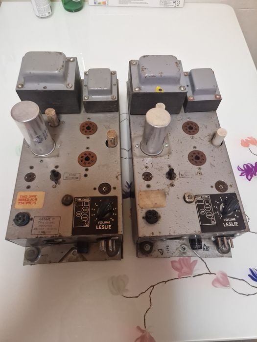 Amplificator monobloc LESLIE