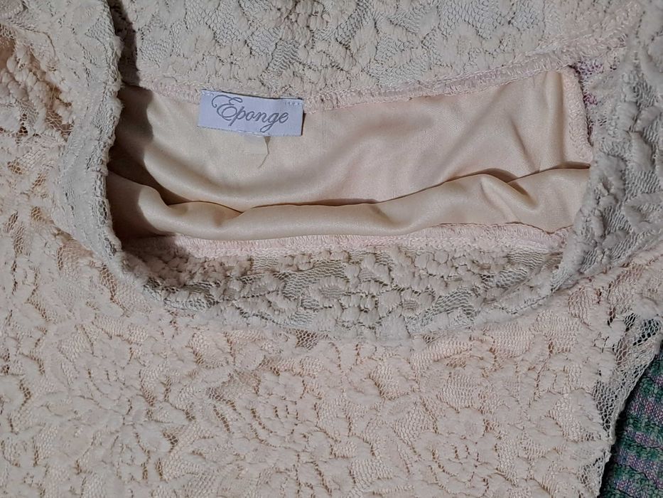 Rochie din dantela marimea M