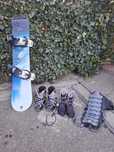 Placa Snowboard 152cm + Accesorii + Bocanci