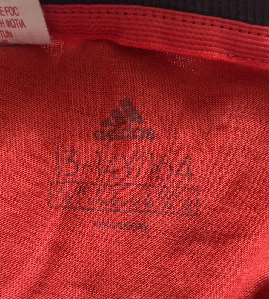 Тениска Adidas Размер:S 164