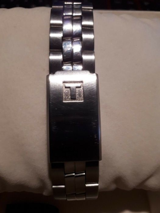 Часы швейцарские Tissot PR 50