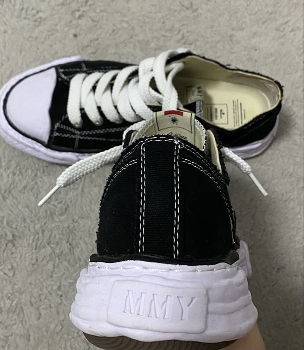 Vand/Schimb Maison Mihara Yasuhiro