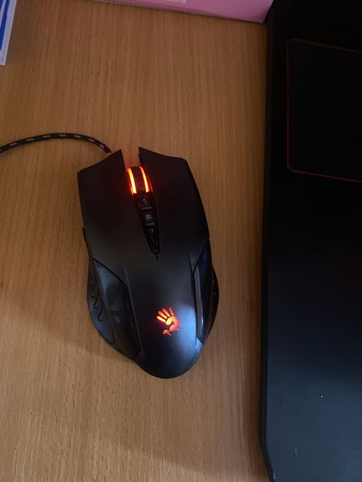 Срочно Продаю мышку Bloody V5