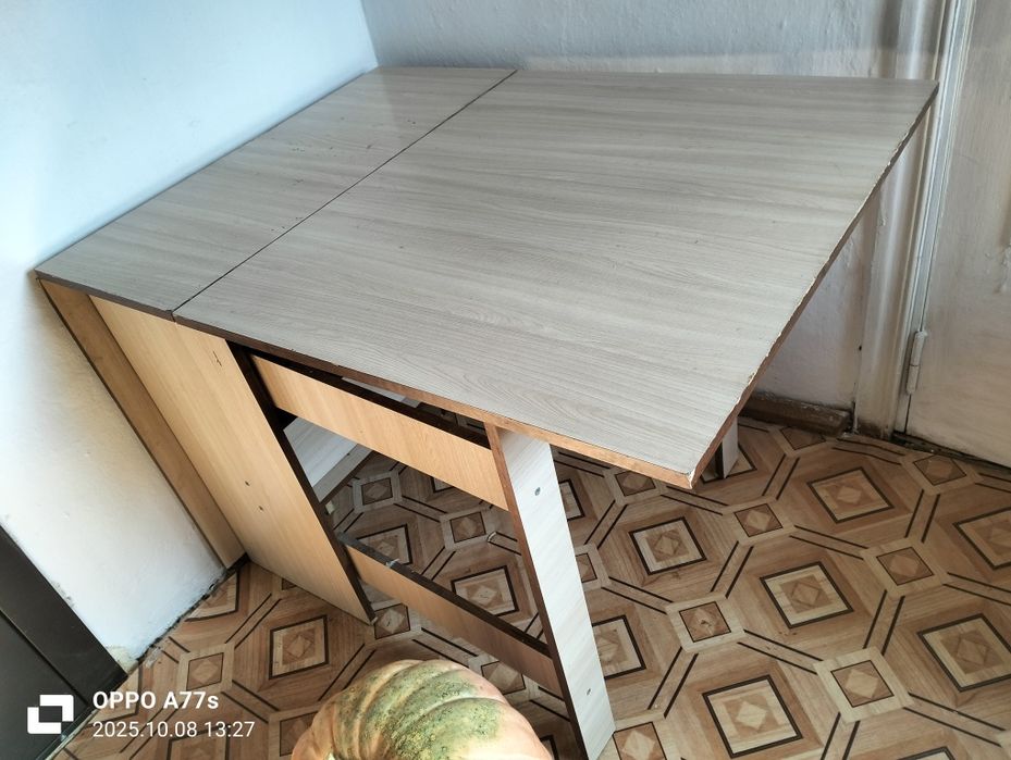 Продам стол раскладной