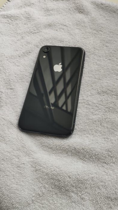 Продам айфон хр на 128гб