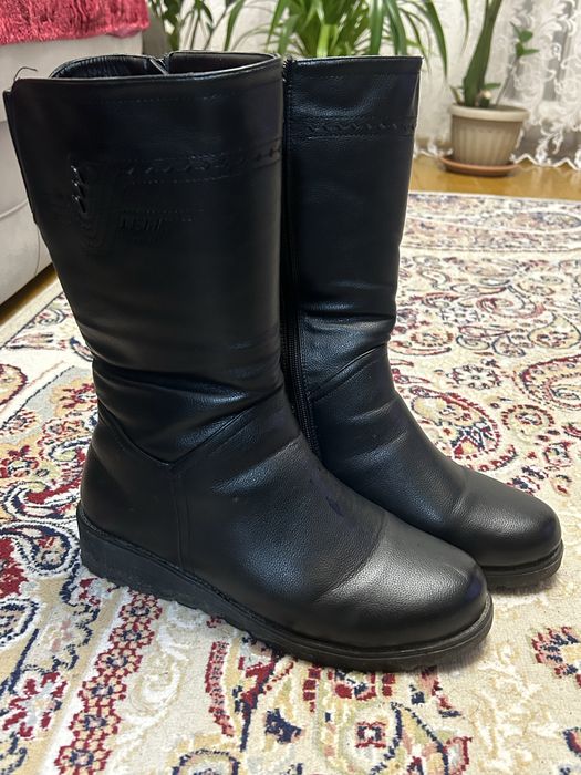 Сапоги зимние в хорошем состоянии