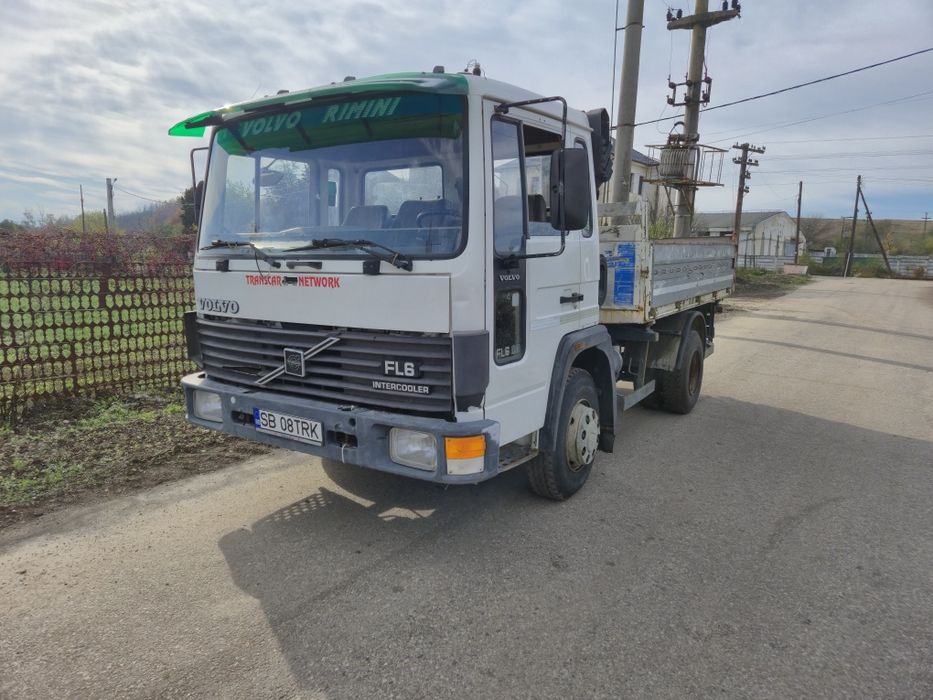 Volvo 7.5t basculabil macara