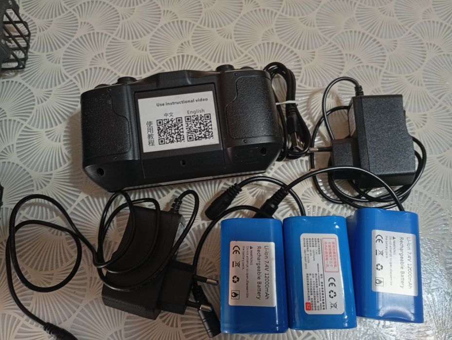 Лодка за захранка D19