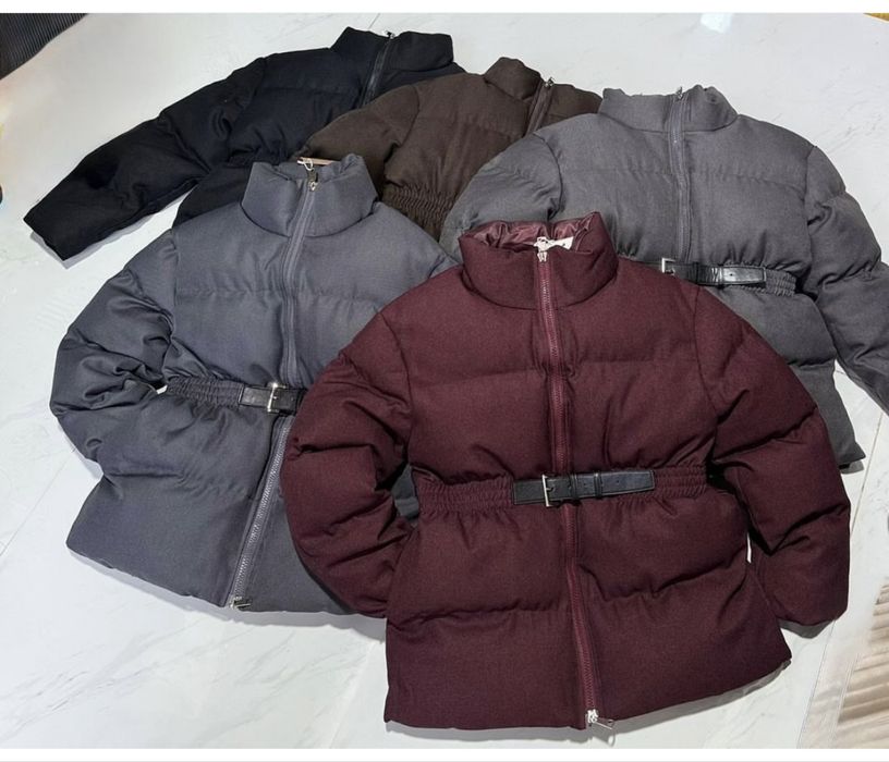 Продам зимную куртку новая