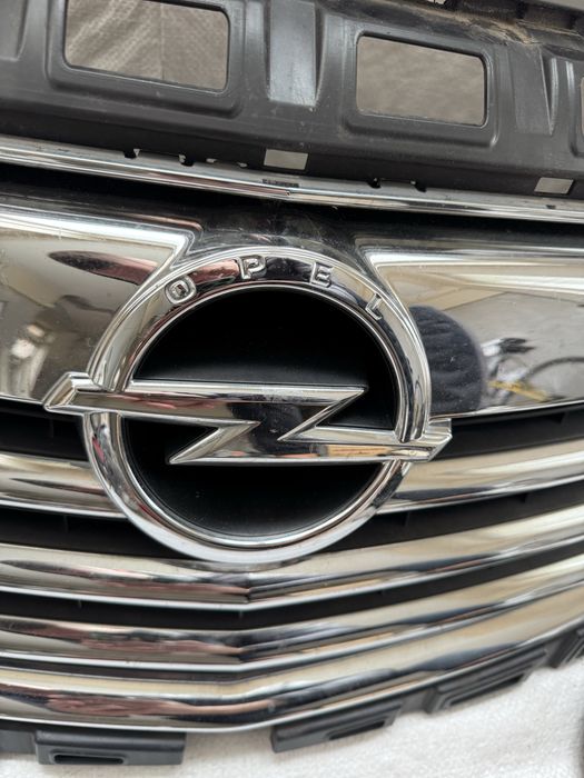 Оригинална решетка Опел Инсигня Opel Insignia A