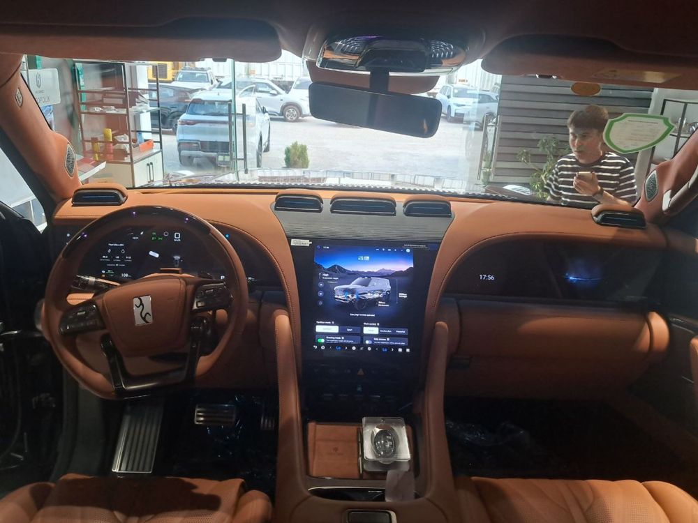 BYD YANGWANG (4x4) Hybrid