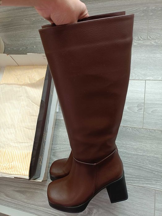 Cizme Noi cu etichetă comode