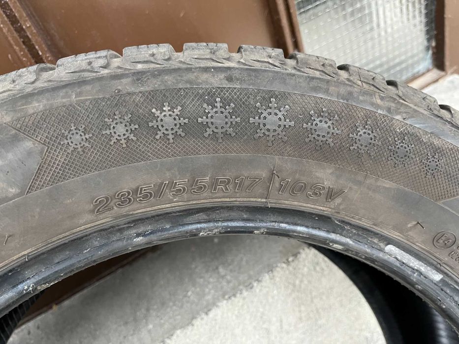 Зимни гуми Lassa 235/55/R17