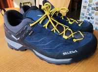 Туристически обувки Salewa MS MTM Trainer 46 и Dynafit Alpine DNA