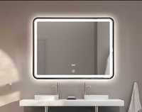 Зеркало Lusso с подсветкой и временем.