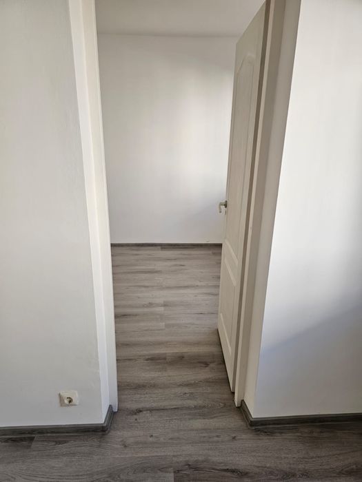 Vand apartament 2 camere