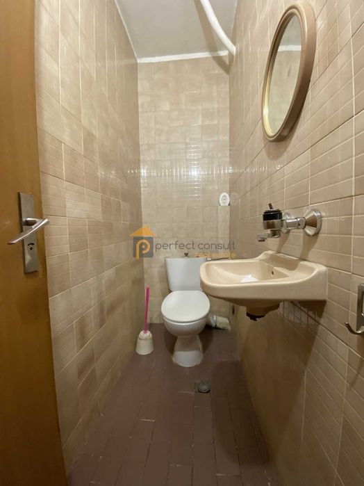 Продава се Тристаен апартамент в Пловдив, Кършияка - 92 кв.м за 2011 €/кв.м - Снимка #7