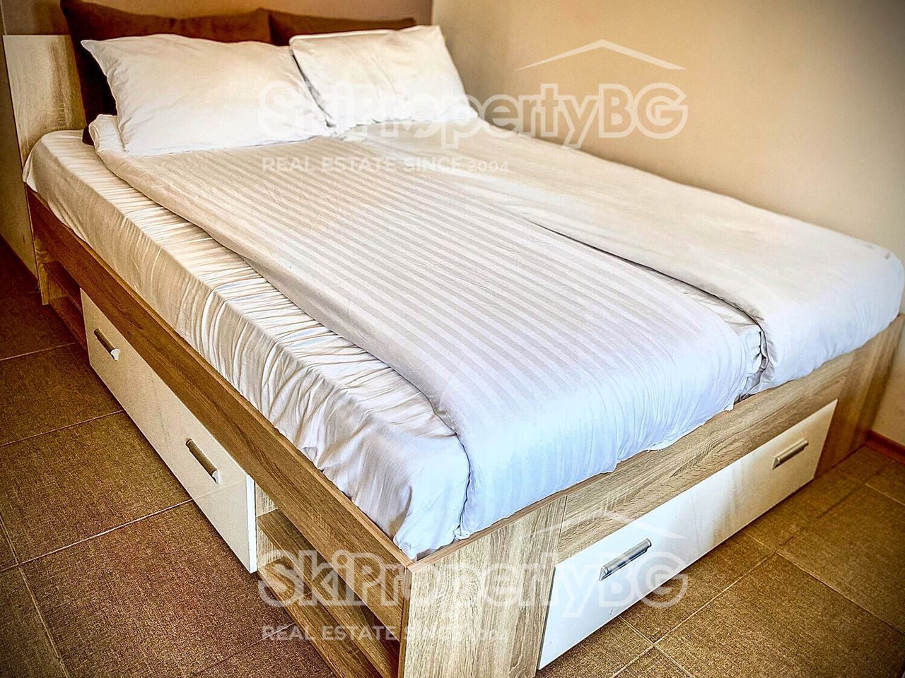 Продава се Едностаен апартамент в к.к. Боровец - 37 кв.м за 1757 €/кв.м - Снимка #2