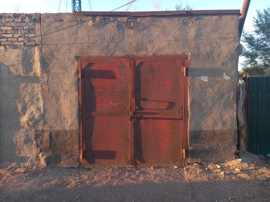 Продается гараж 32квартал