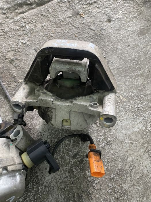 Тампони за двигател на Audi A8 D4 4h 3.0tdi Ауди