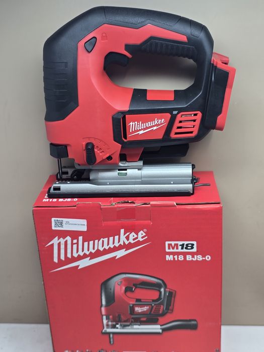 Акумулаторен прободен трион(зеге) MILWAUKEE  M18 BJS-0
